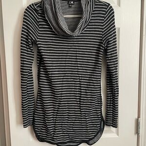 Cable & Gauge Black and Gray Striped Cowl Neck Sweater